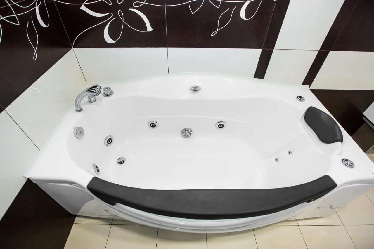 Brand New Relaxing Place In Nice Neighbourhood Lviv Exteriör bild